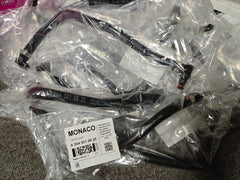 MERCEDES-BENZ Radiator Hose A2045010925