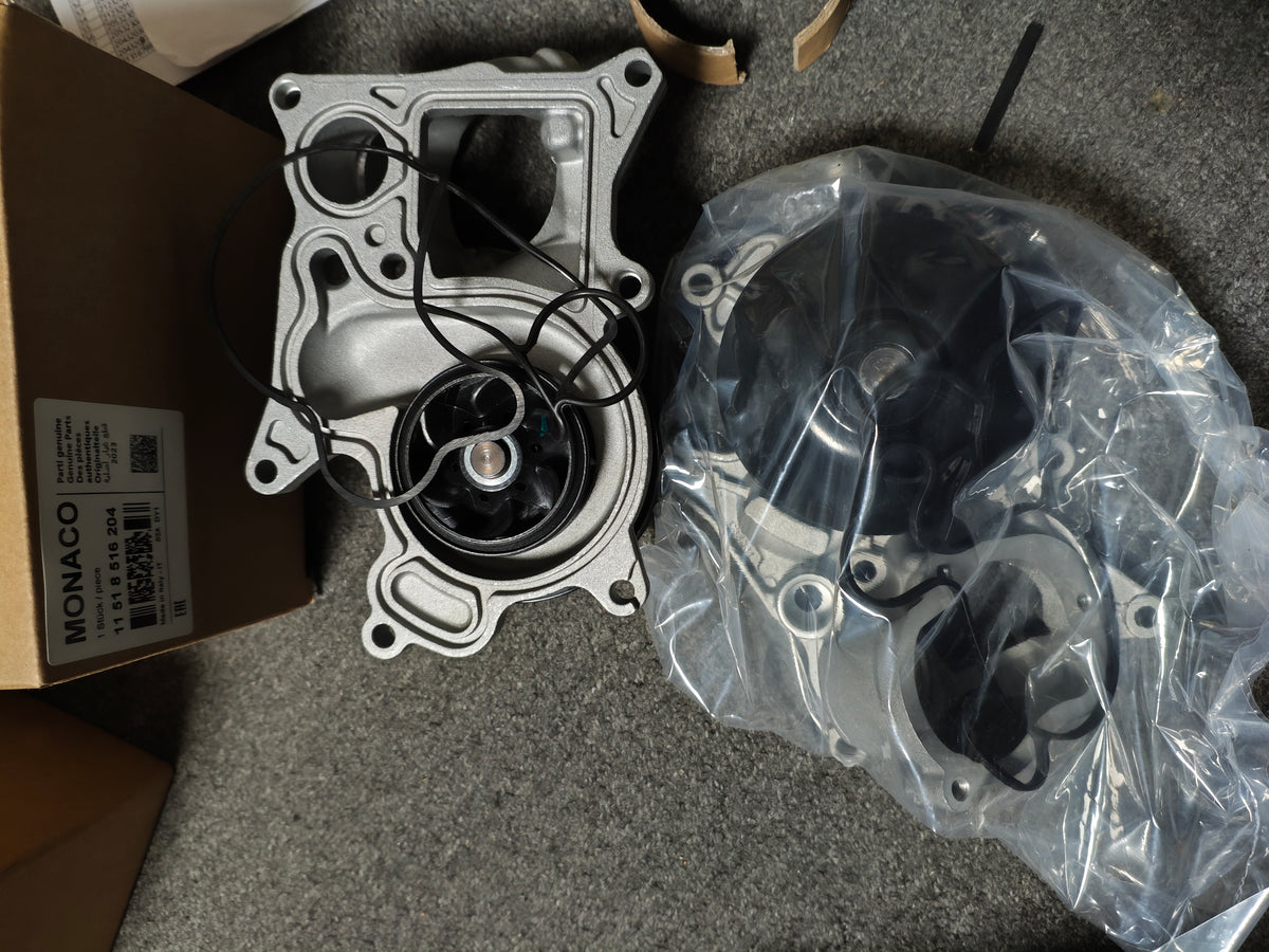 Water Pump 11518516204=11517810833