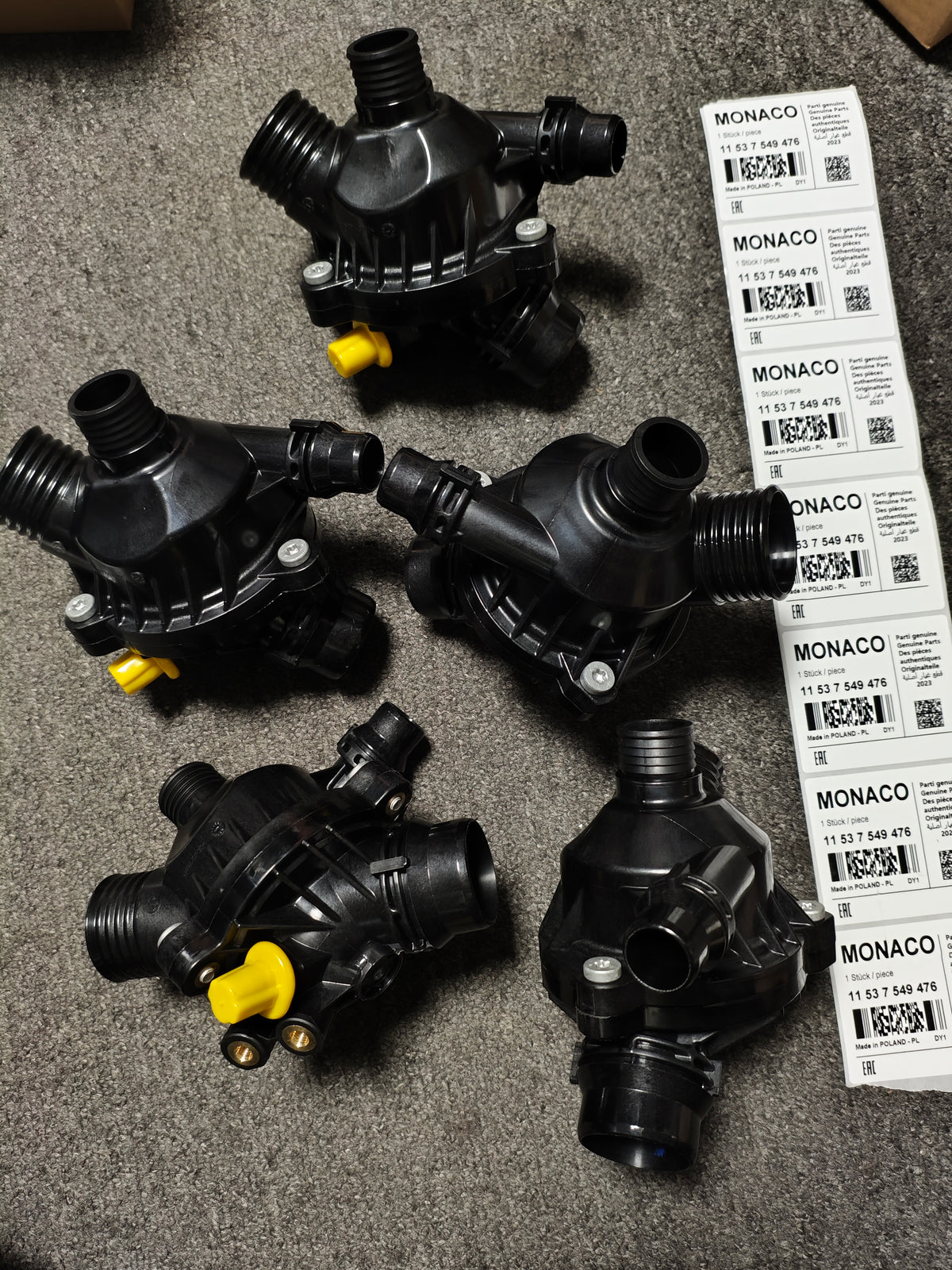 BMW Thermostat  11537549476	=11537536655=11537544788