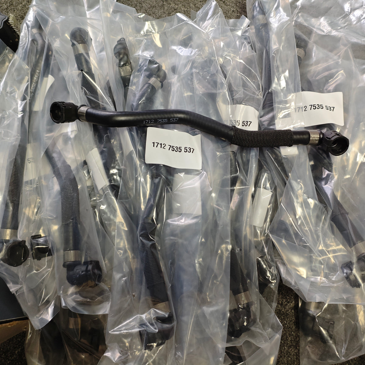 BMW  Radiator Hose   17127535537