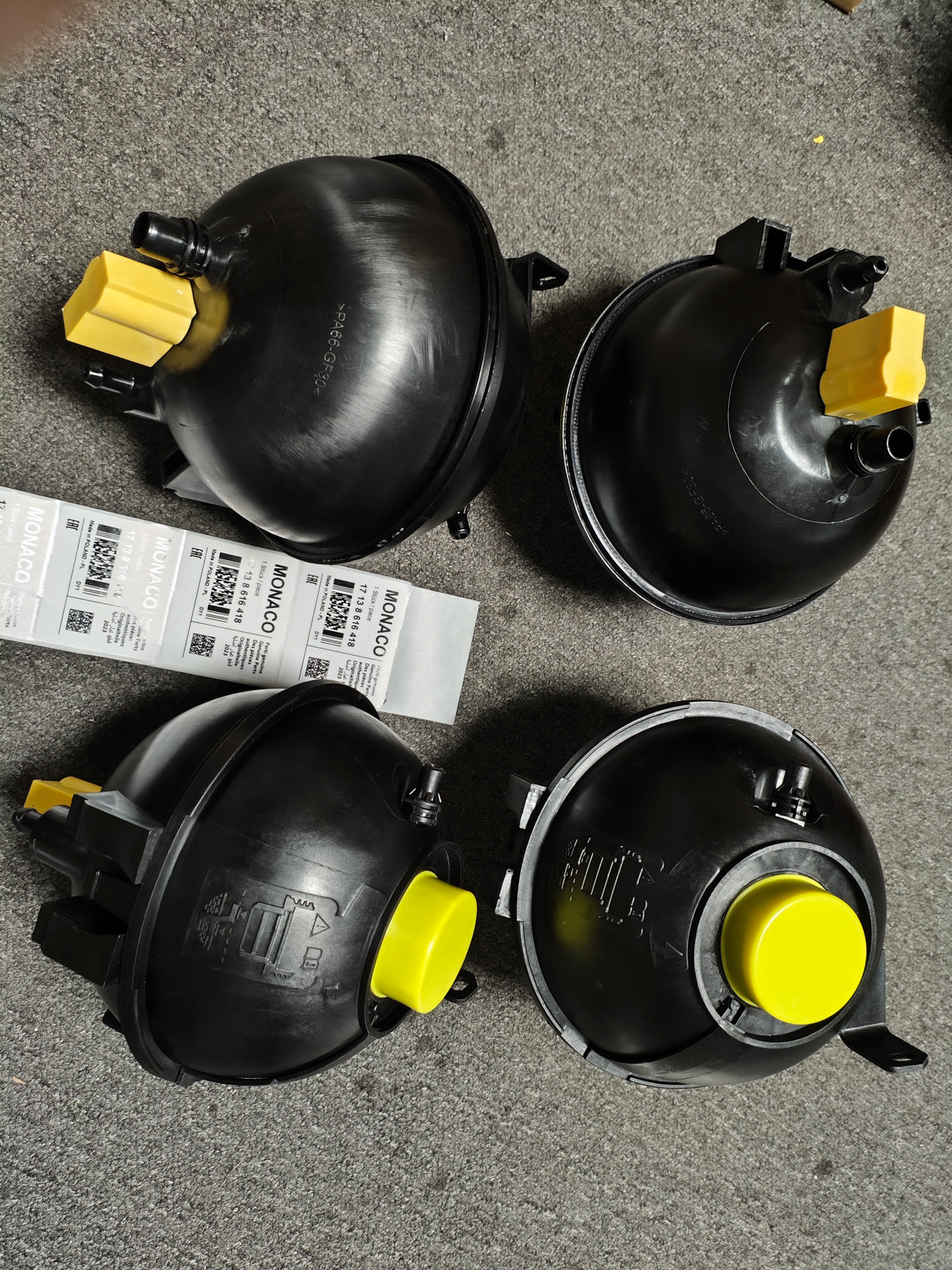 BMW Expansion Tank 17138616418=17137639464=17137823544