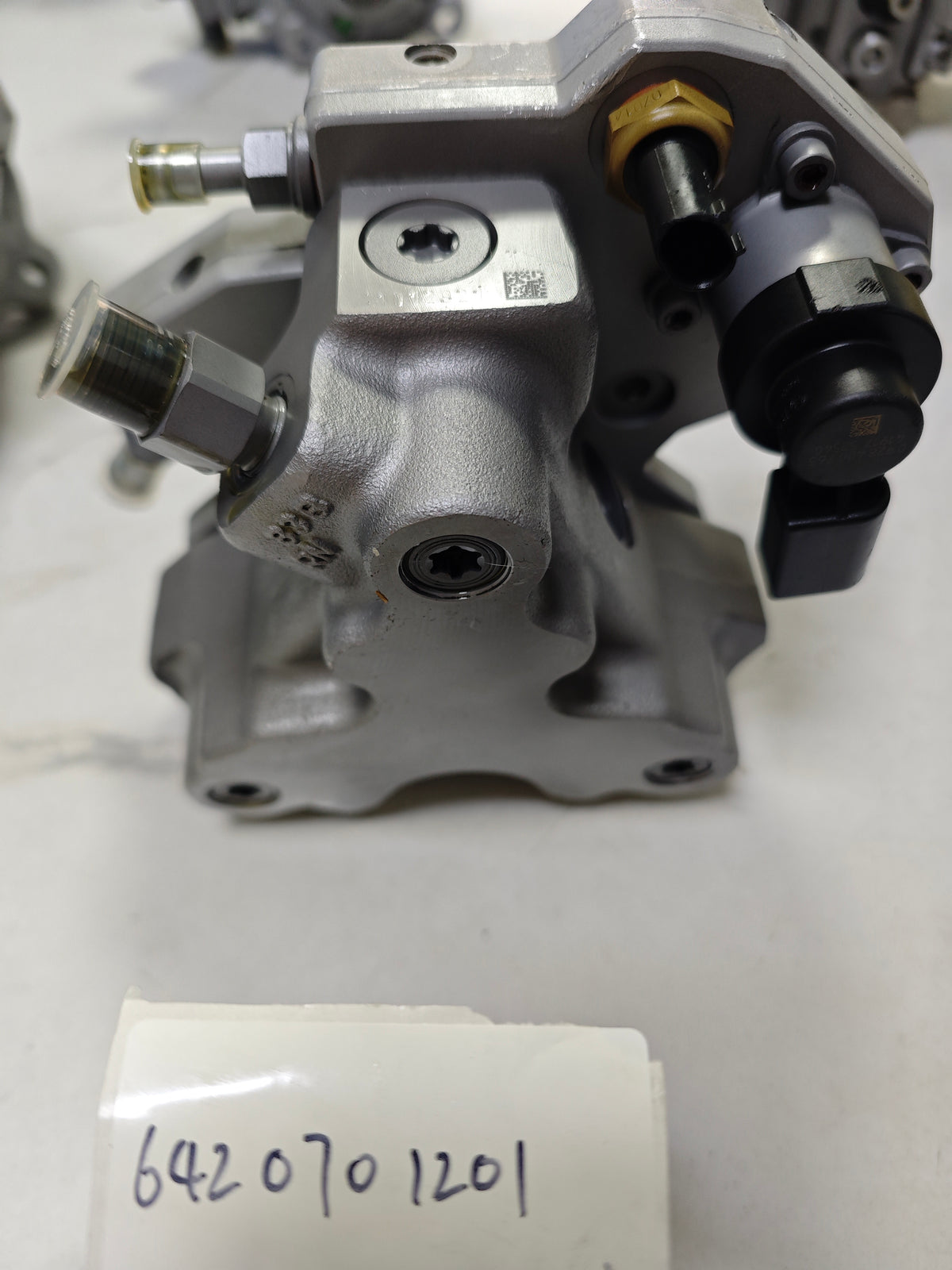 MERCEDES-BENZ Diesel High Pressure Pump  A6420701201/A6420700801/A6420701001