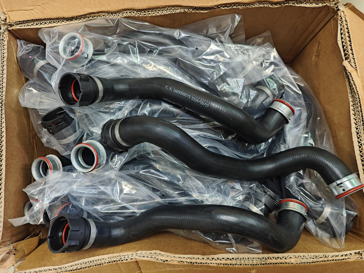 MERCEDES-BENZ Radiator Hose A1665000075=1665000075